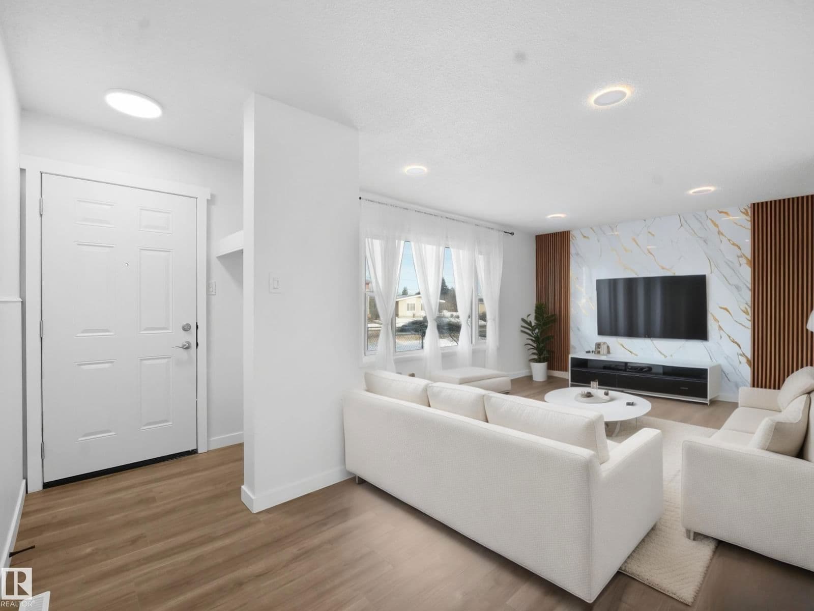 Sold property in Lauderdale