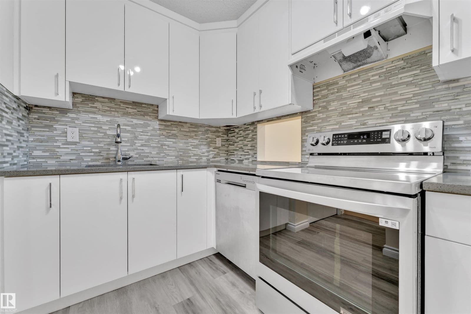 Sold property in Michaels Park