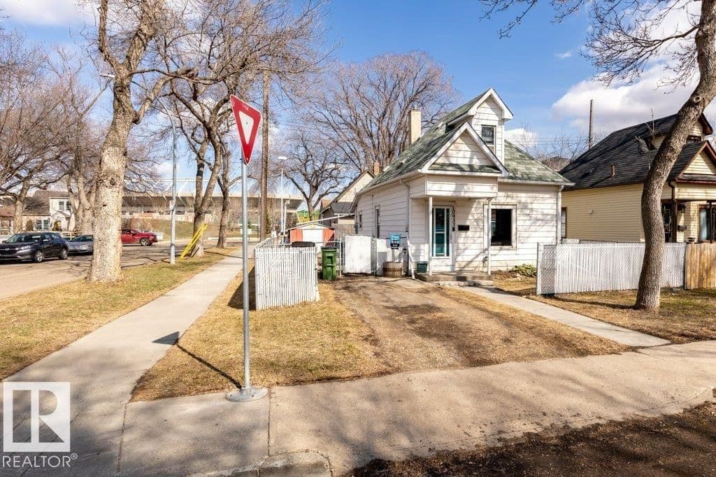 Sold property in Mccauley
