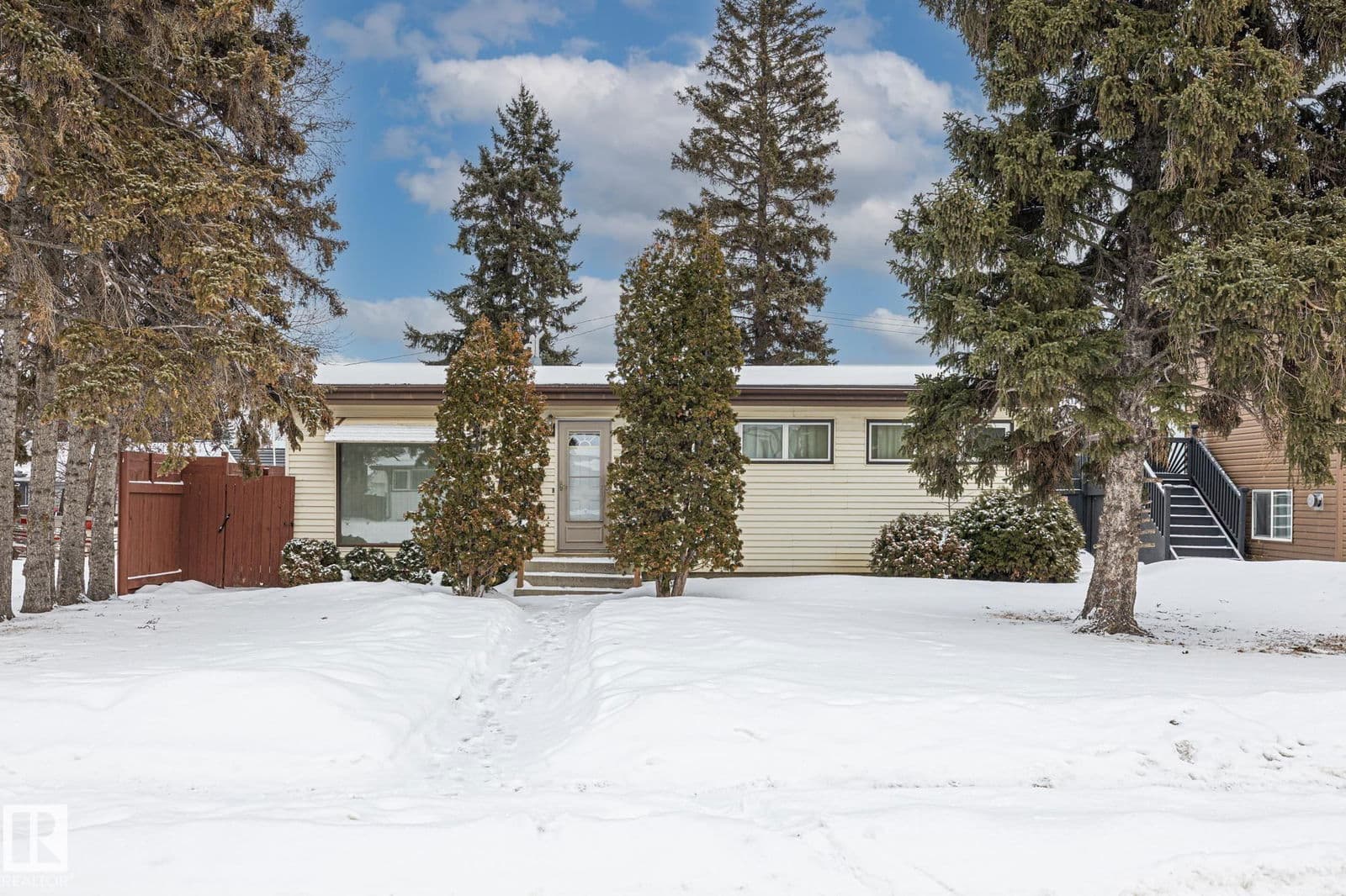 Sold property in Mayfield