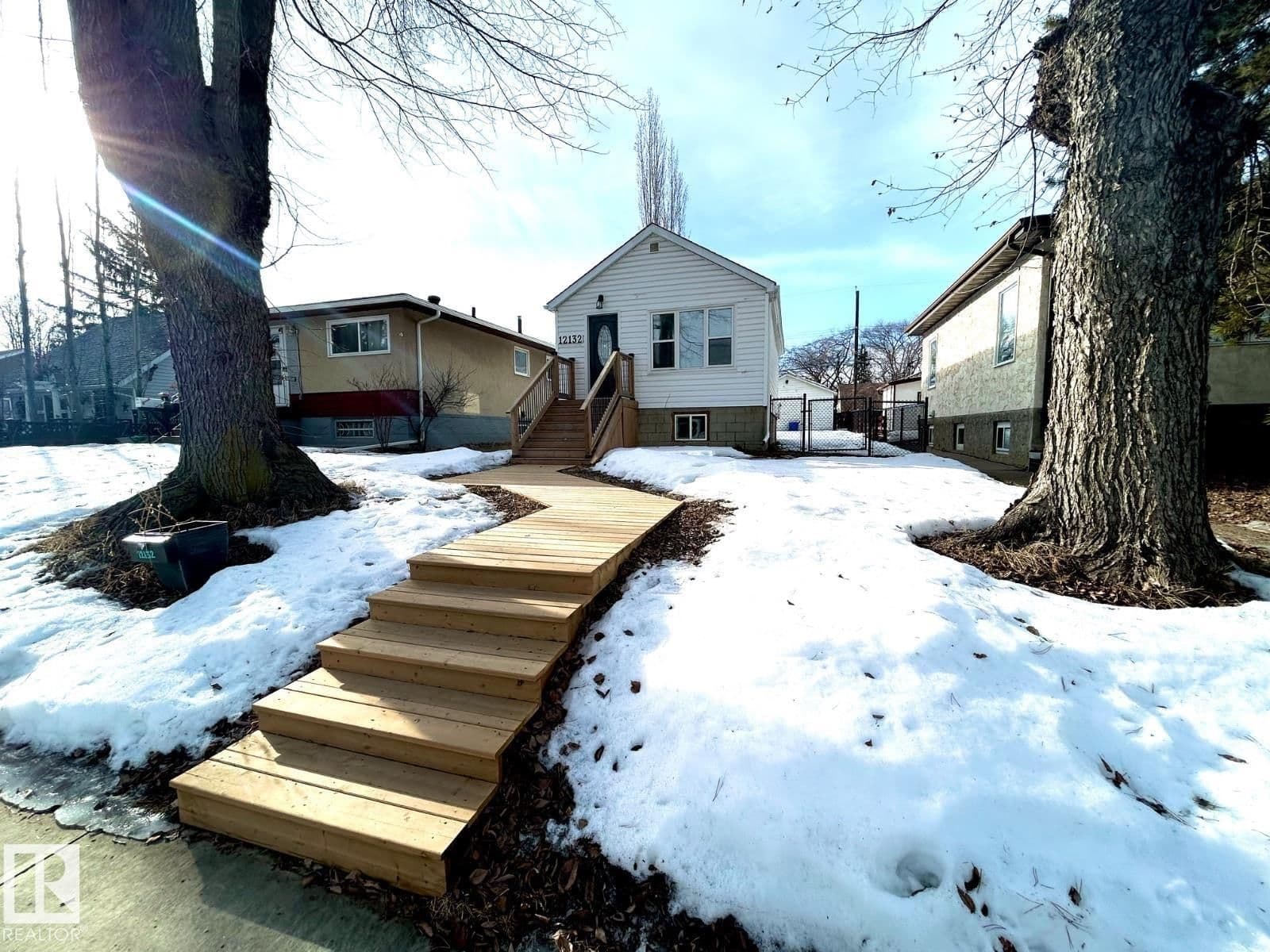 Sold property in Montrose (Edmonton)