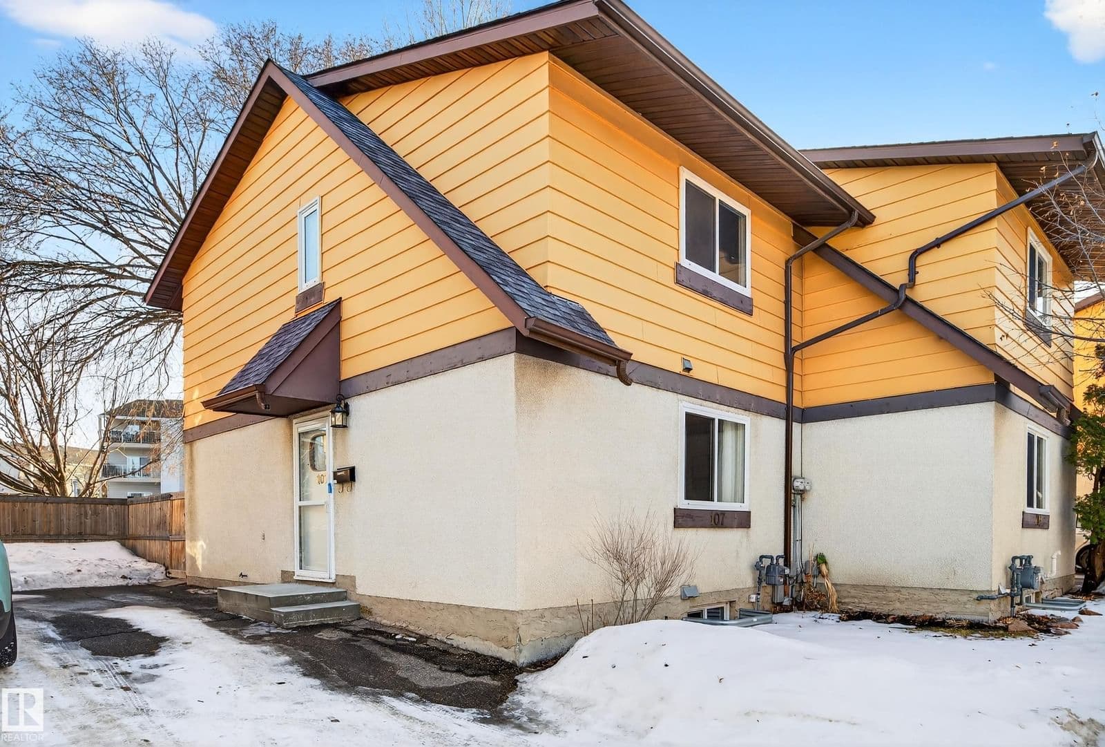 Sold property in Callingwood North