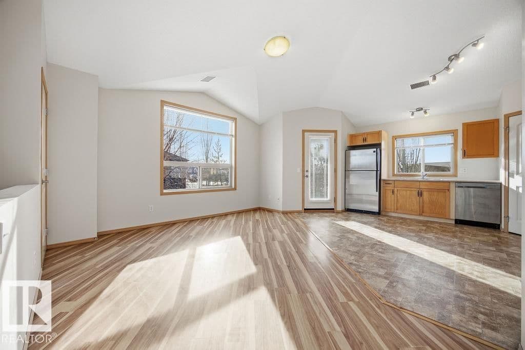 Sold property in Charlesworth
