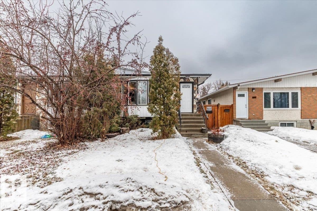 Sold property in Canora