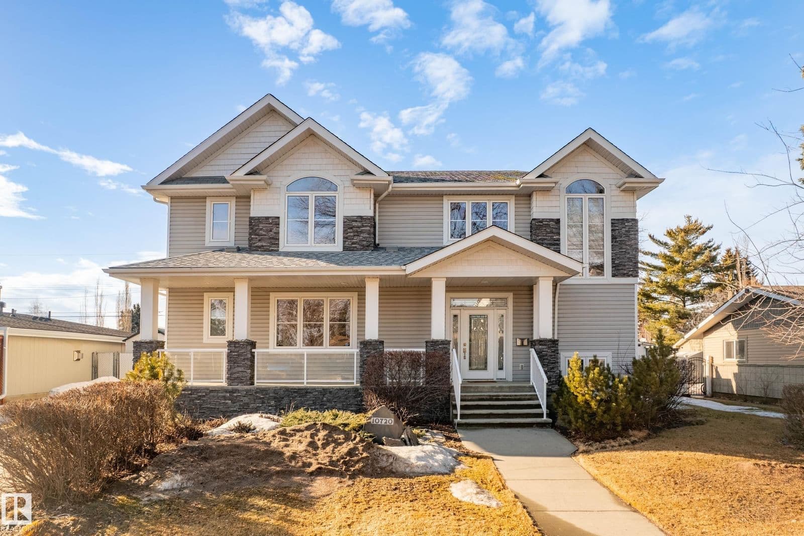 Sold property in Capilano