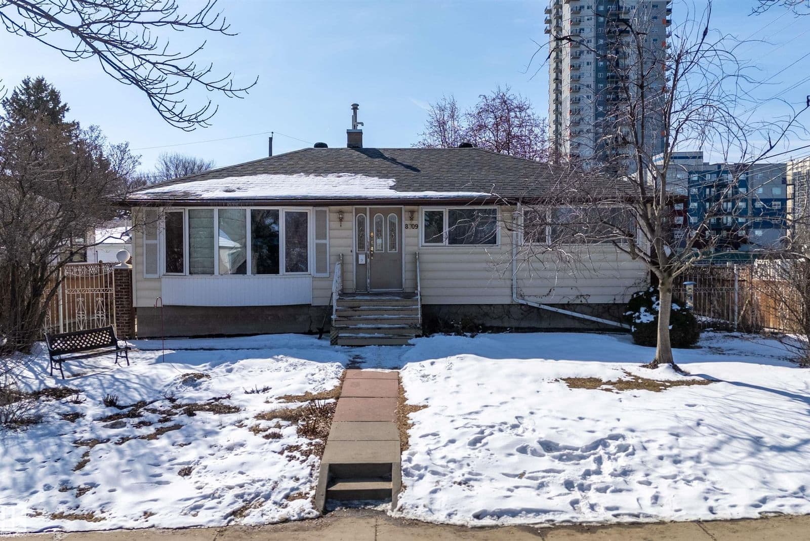 Sold property in Holyrood
