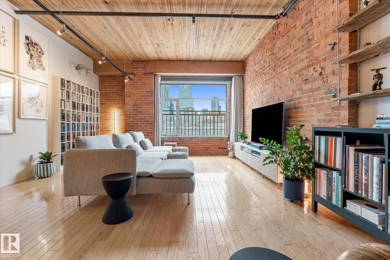Sold property in Downtown (Edmonton)