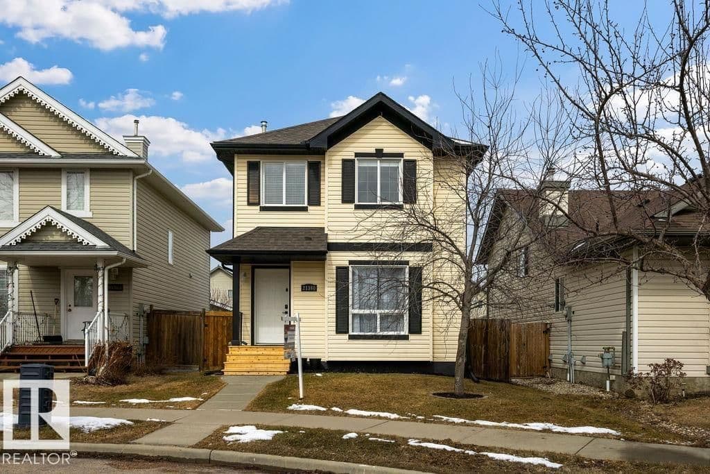 Sold property in Suder Greens