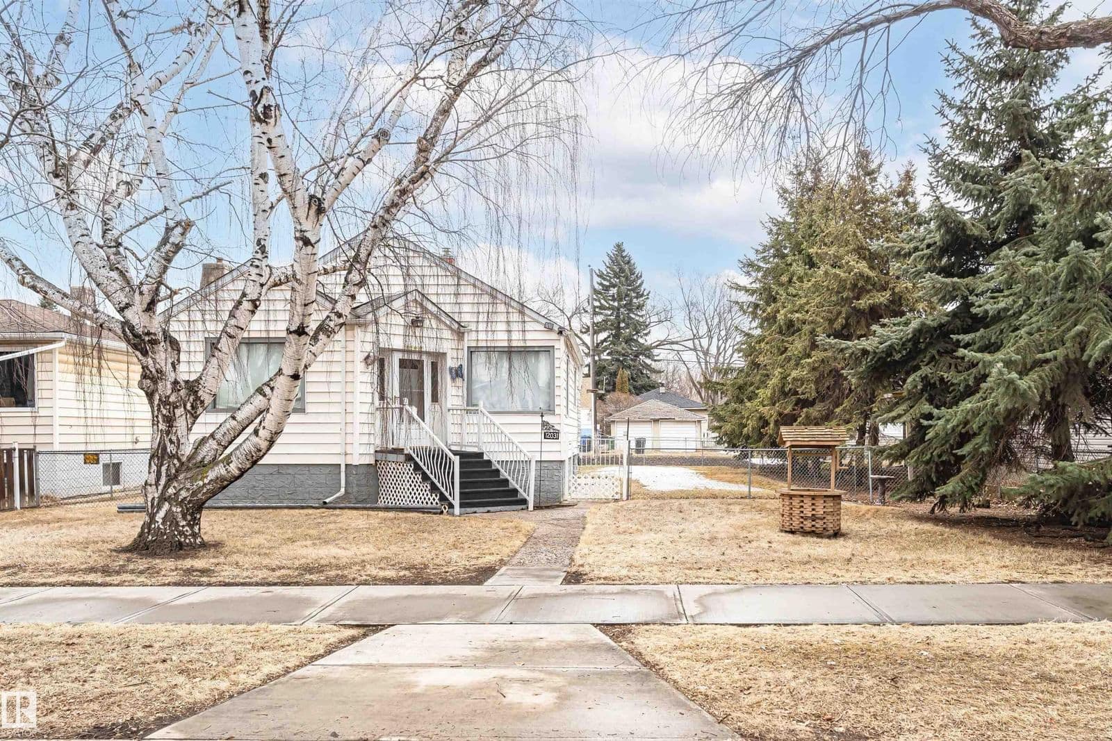 Sold property in Montrose (Edmonton)