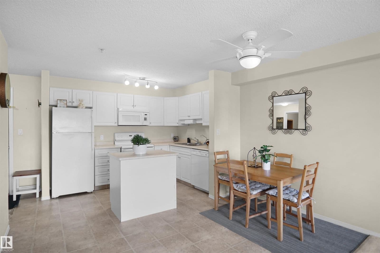 Sold property in Belmont