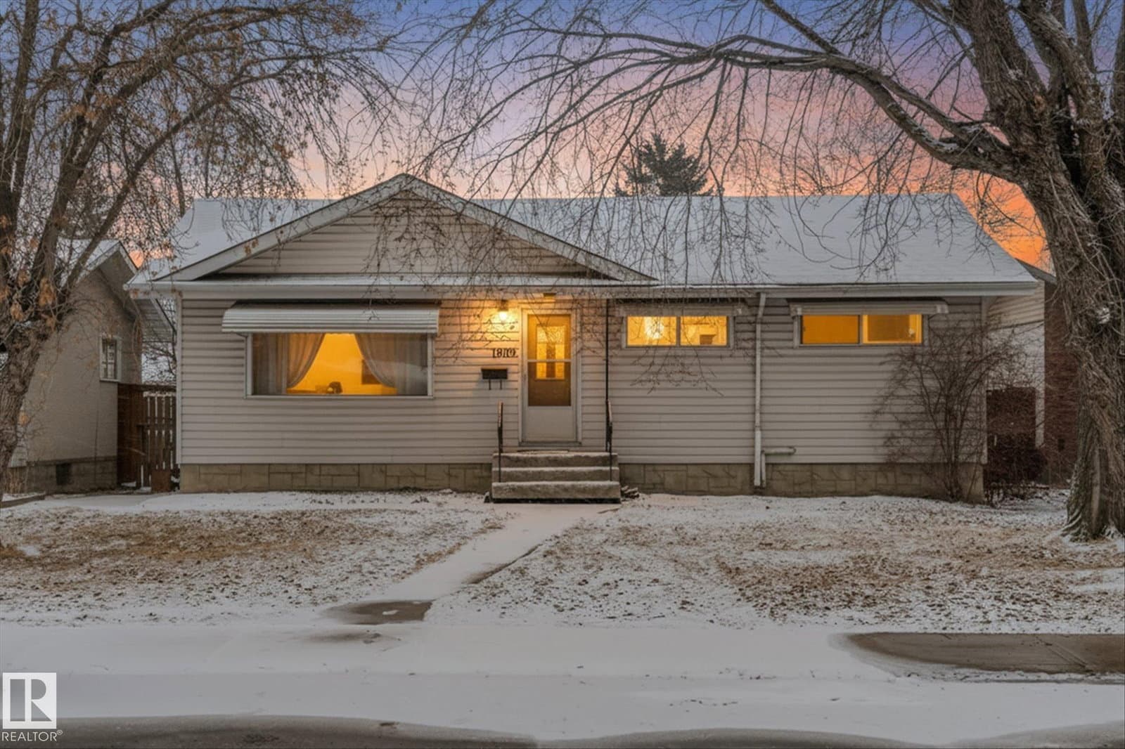 Sold property in Elmwood