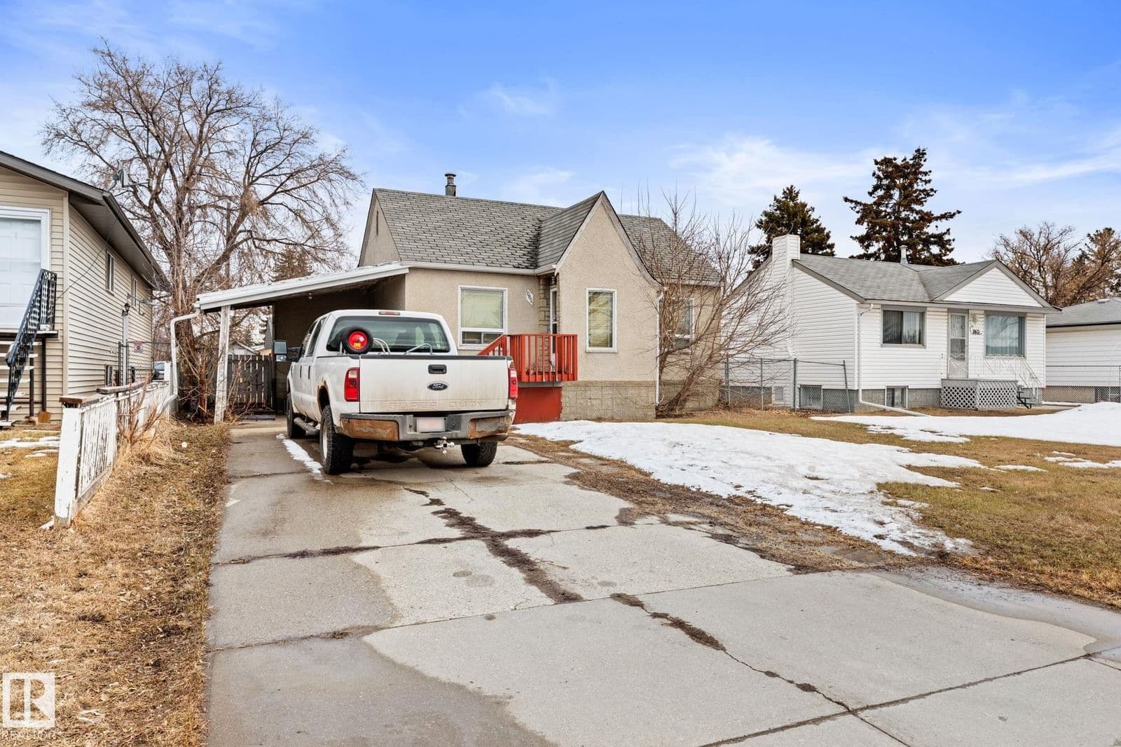 Sold property in Canora