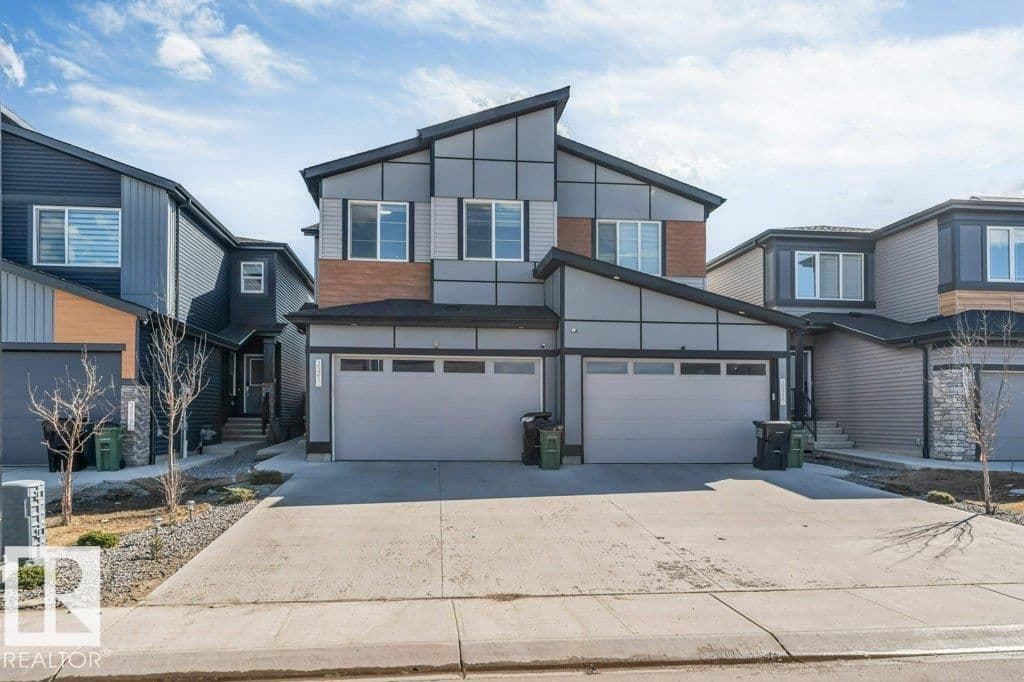 Sold property in Charlesworth