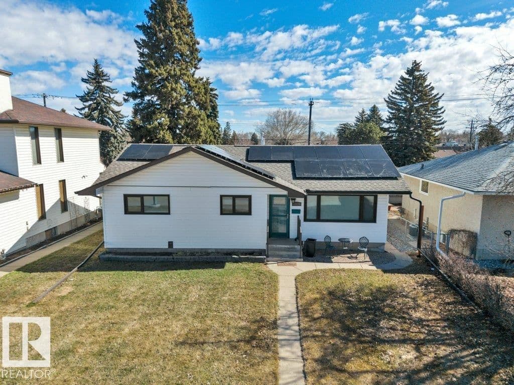 Sold property in Capilano
