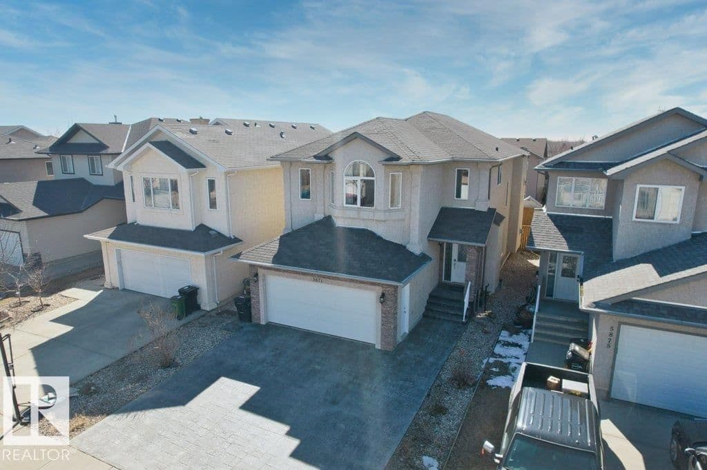 Sold property in Hollick-Kenyon