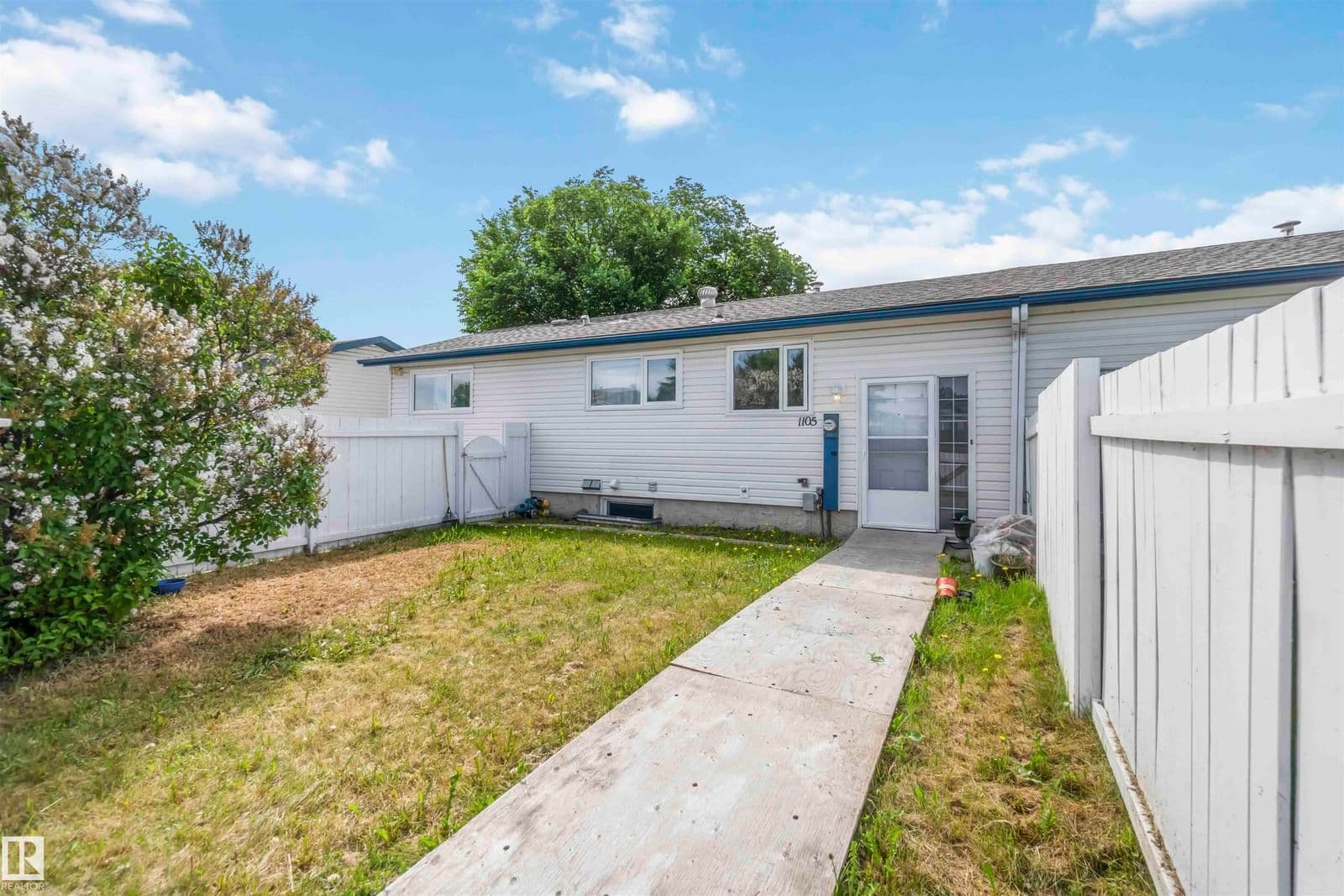 Sold property in Michaels Park