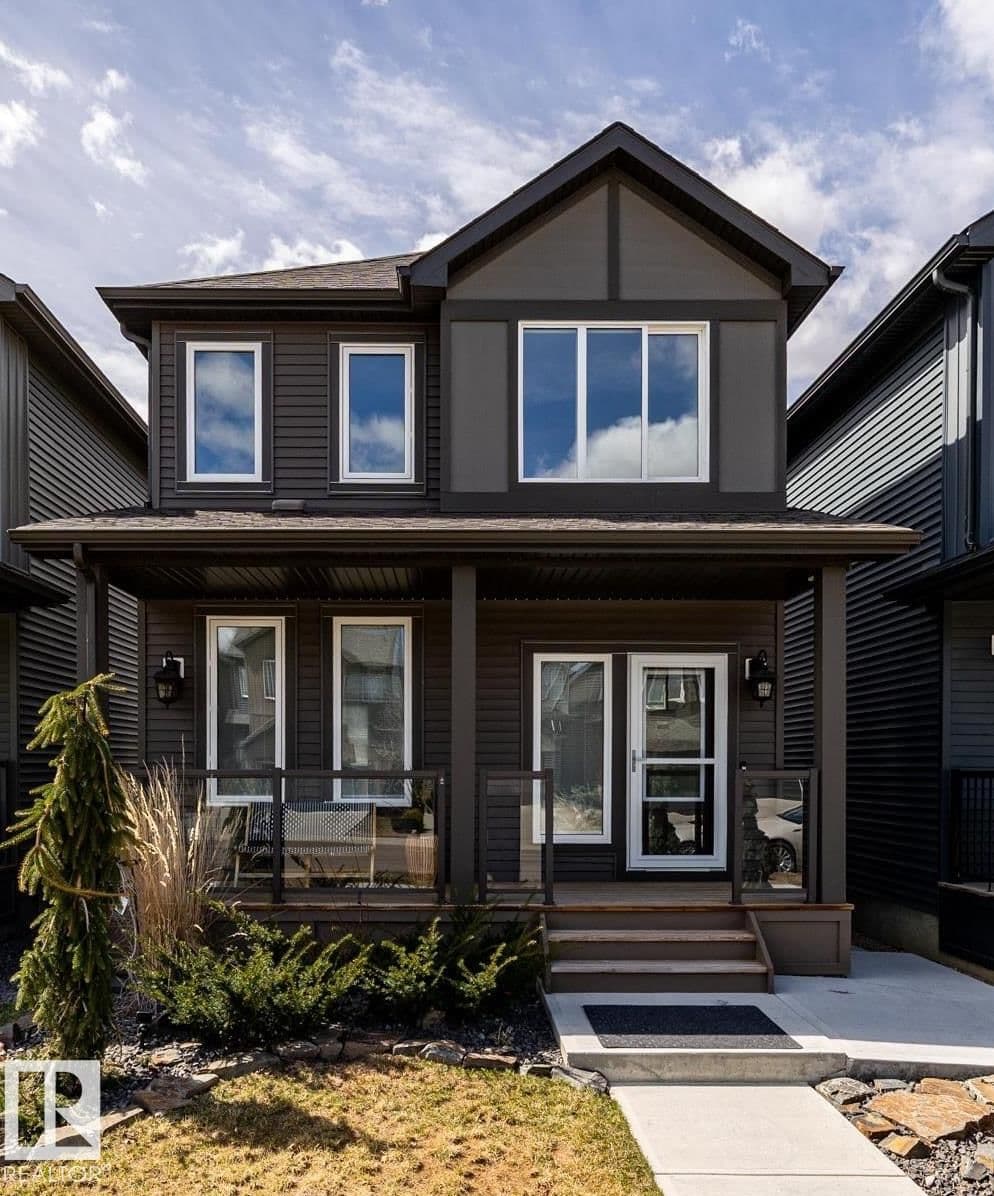 Sold property in Graydon Hill