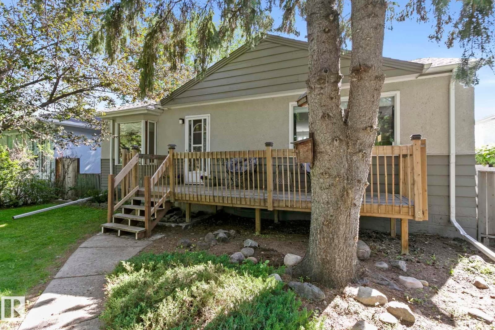 Sold property in Holyrood