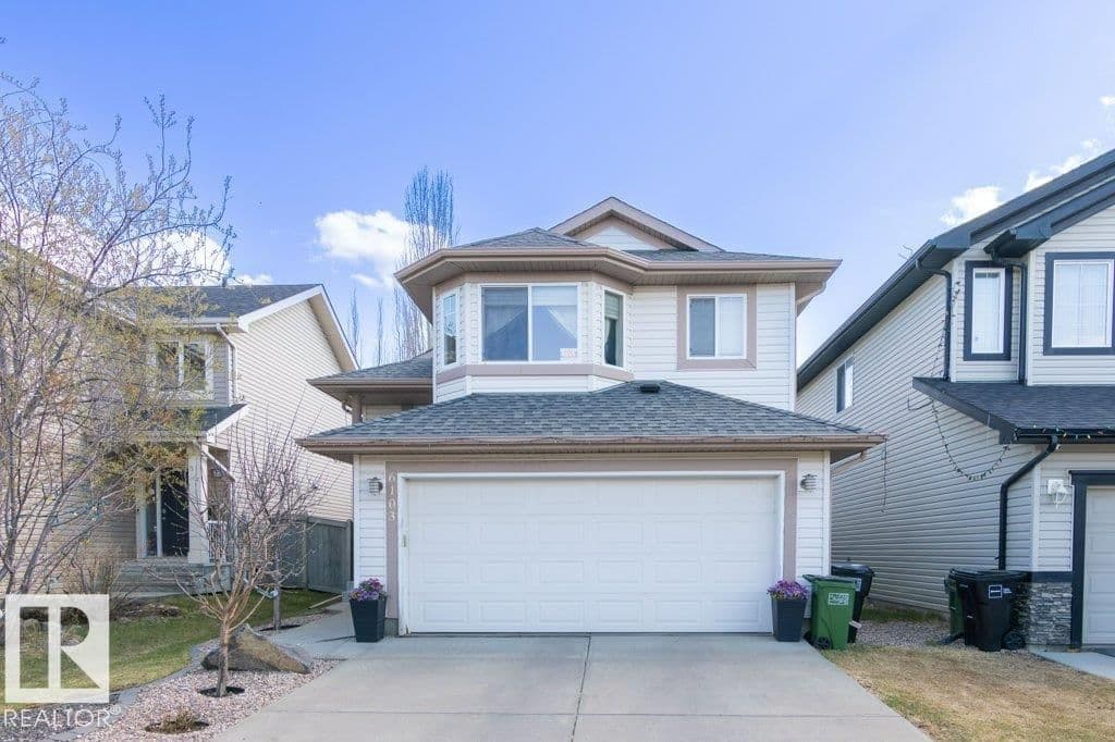 Sold property in Charlesworth