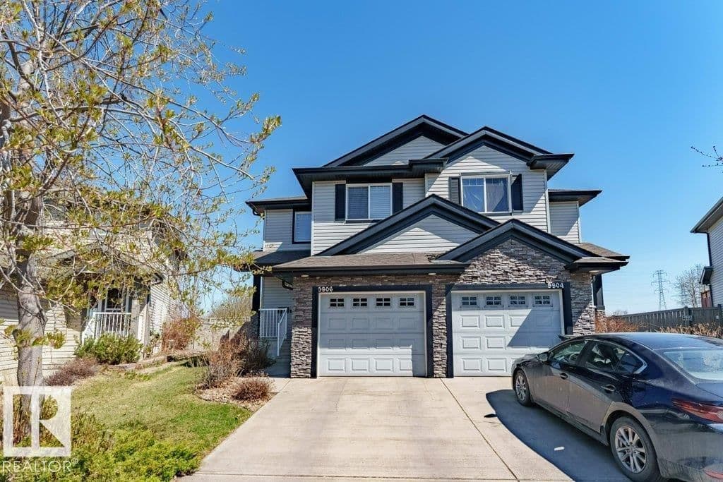 Sold property in Charlesworth