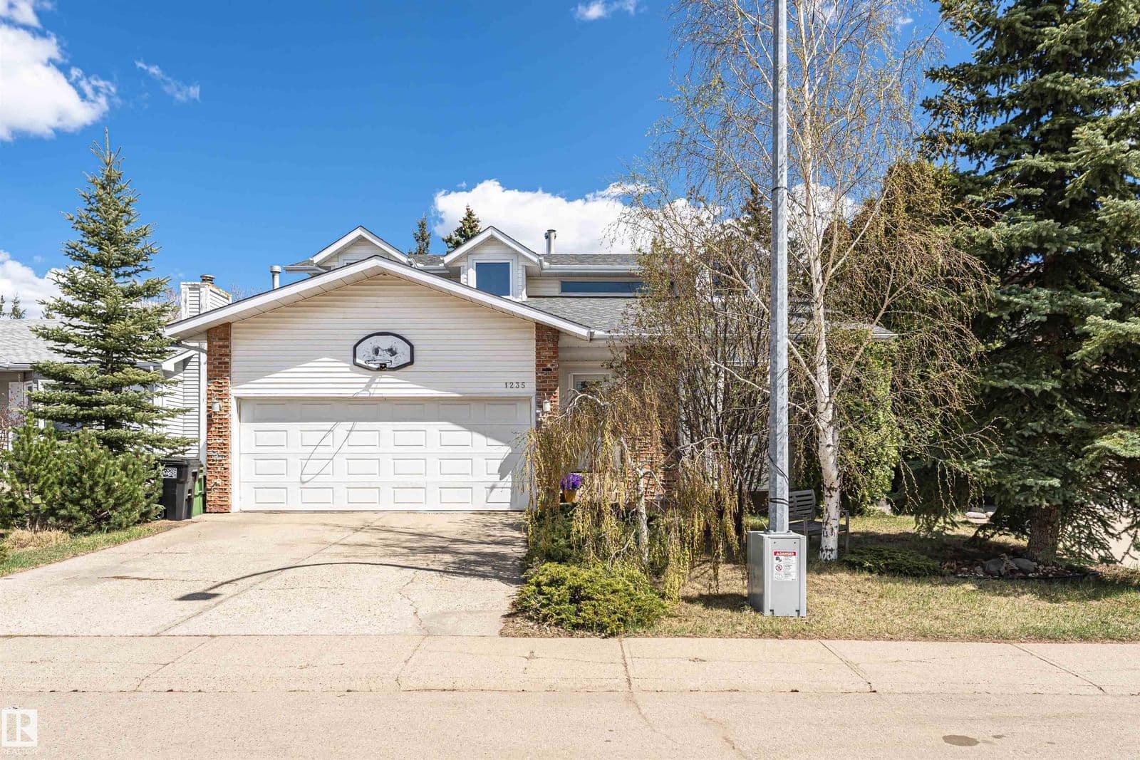 Sold property in Bearspaw (Edmonton)