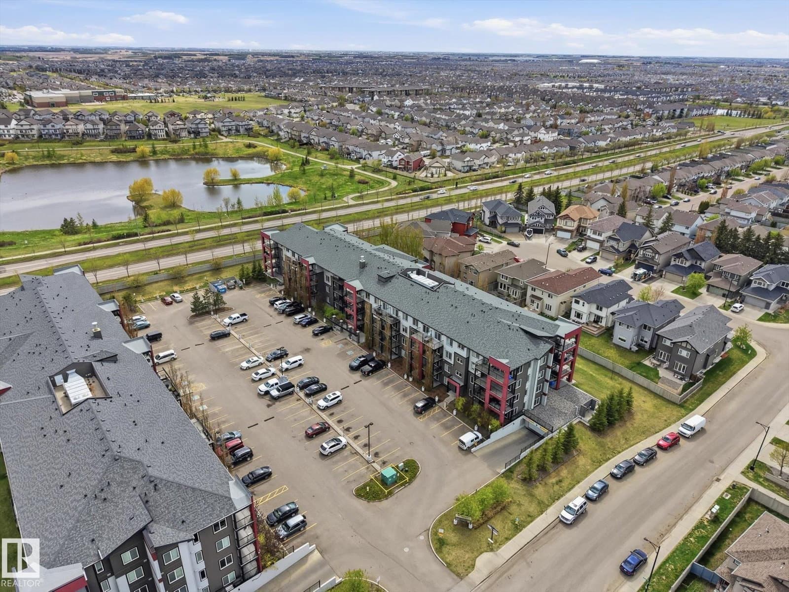 Sold property in Charlesworth