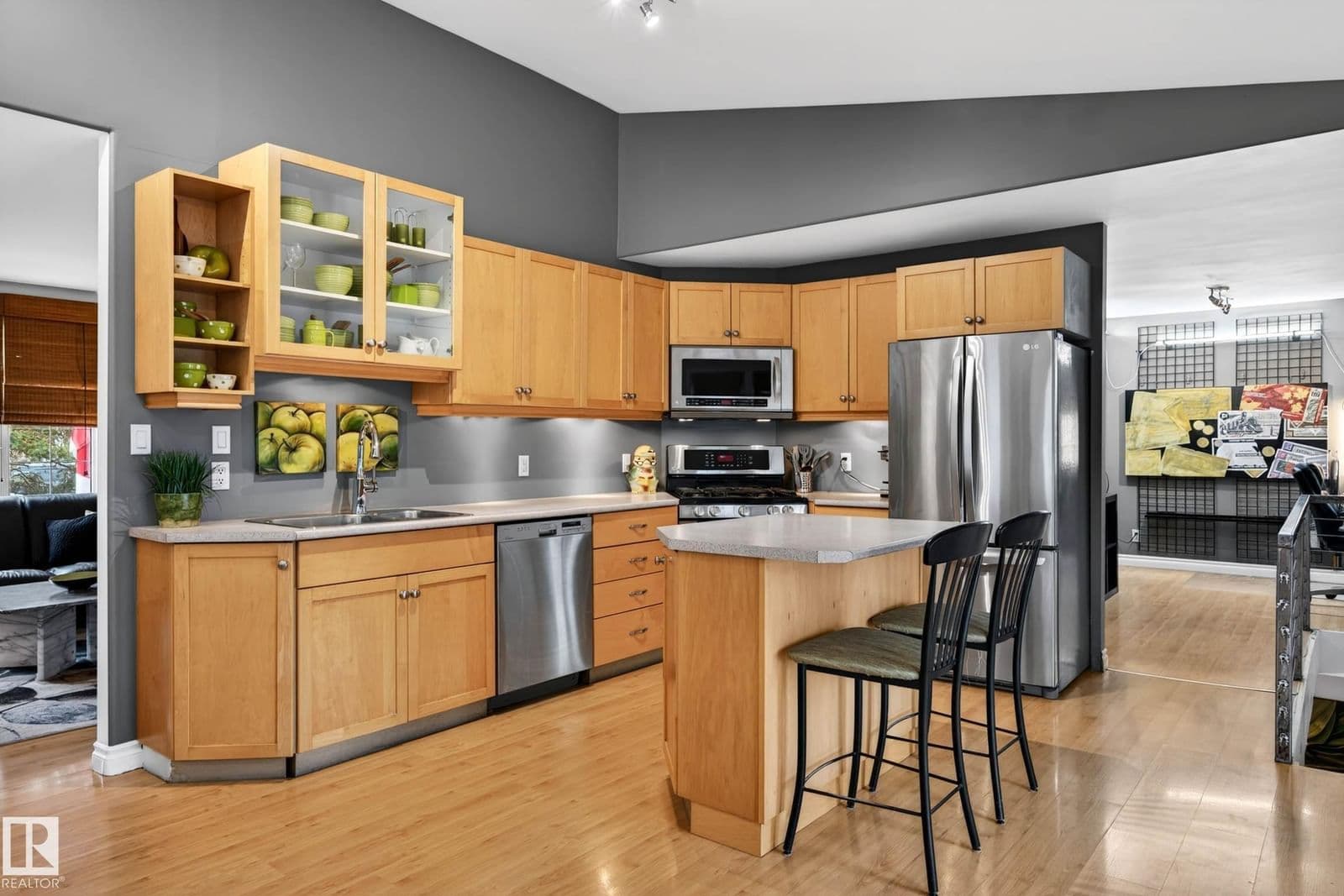 Sold property in Canora
