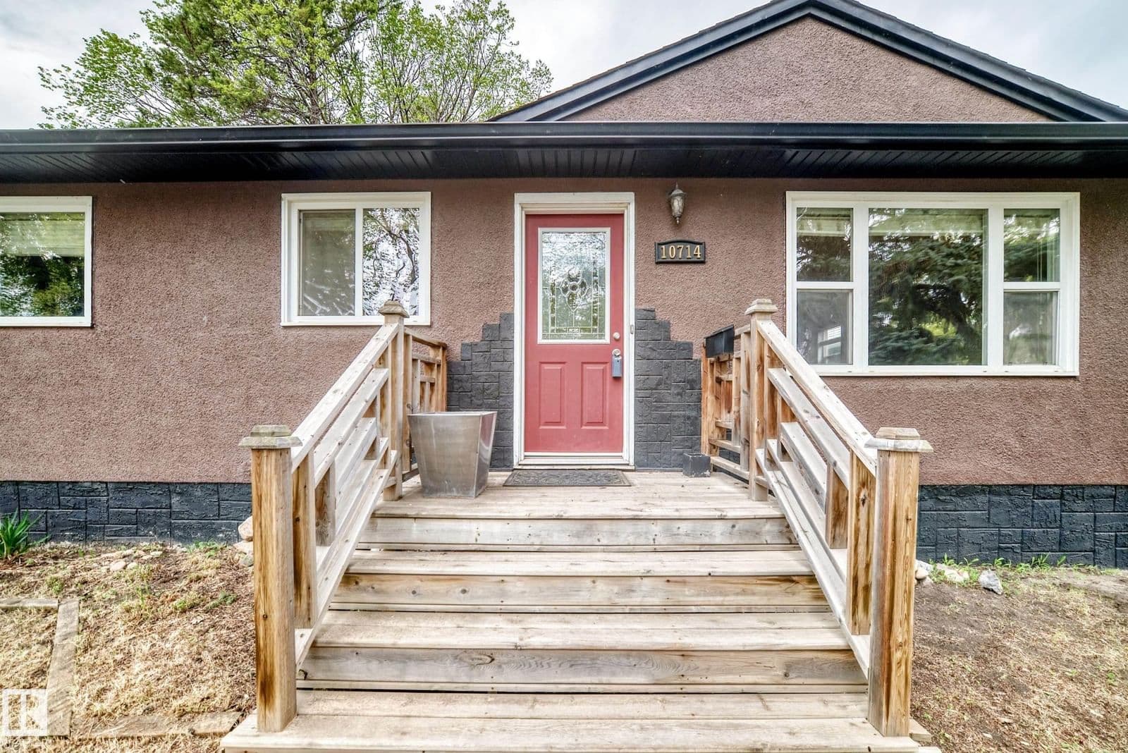 Sold property in North Glenora