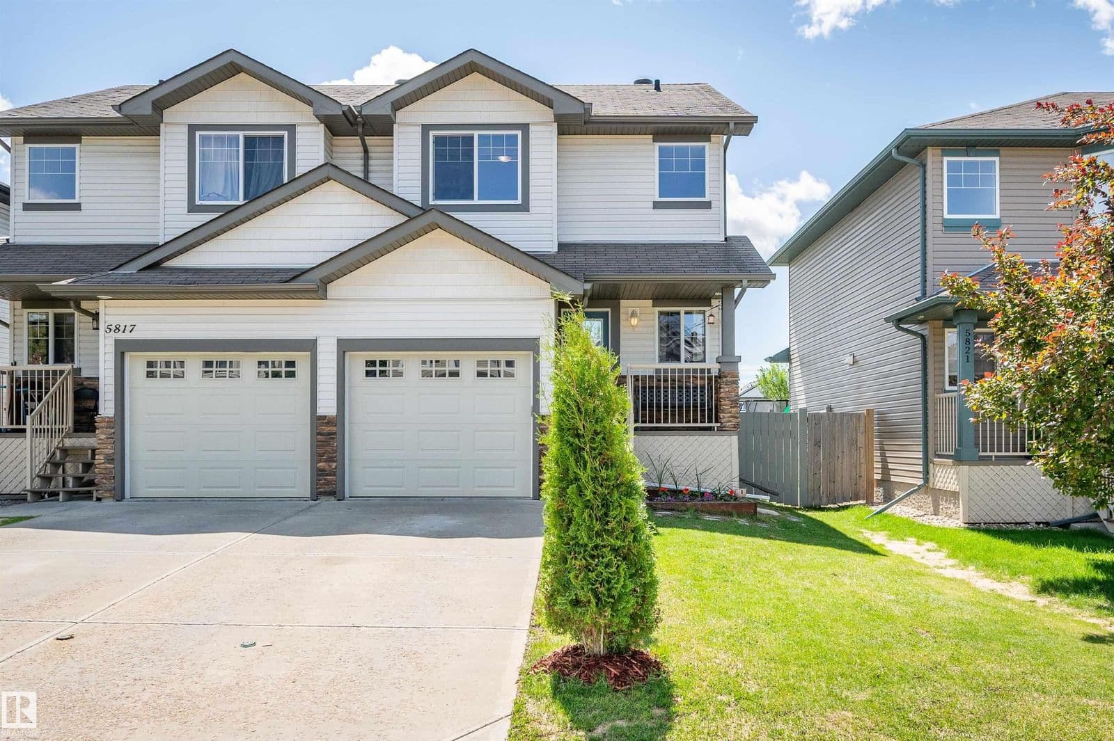 Sold property in Charlesworth