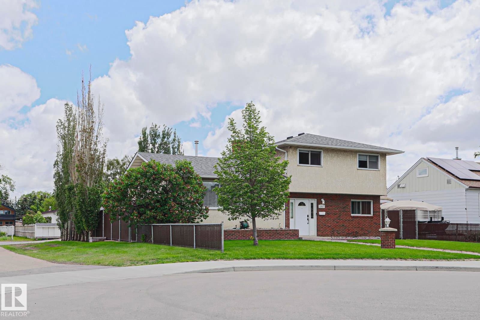 Sold property in Elmwood Park