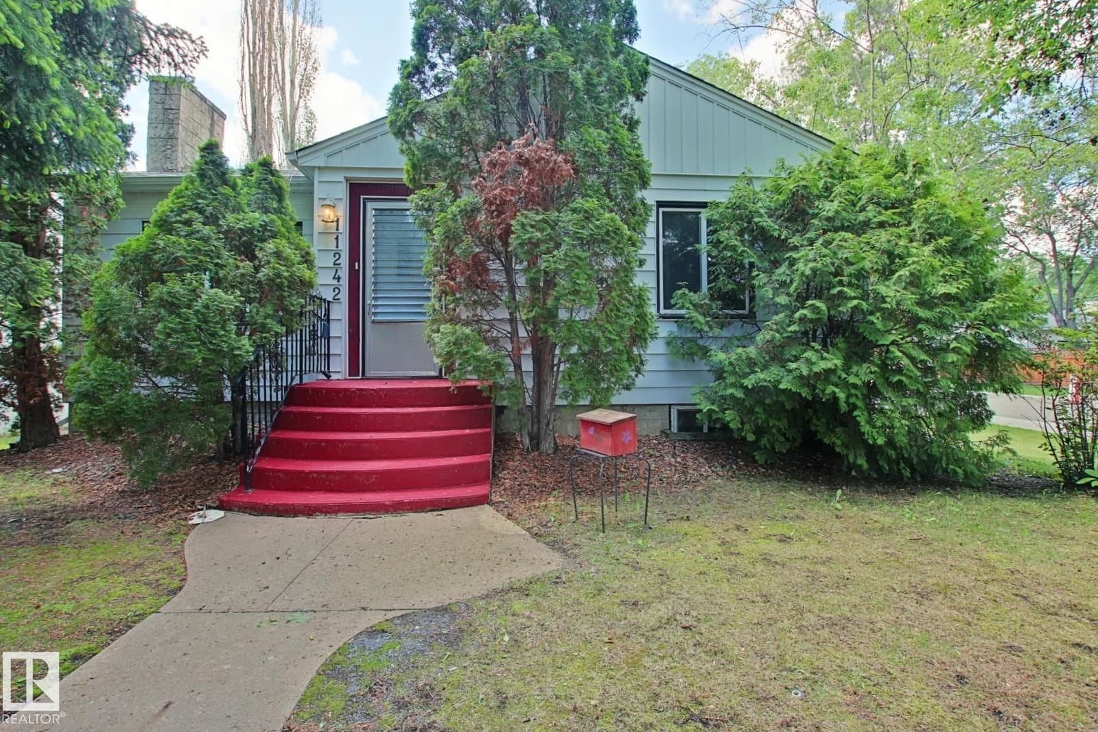 Sold property in Highlands (Edmonton)