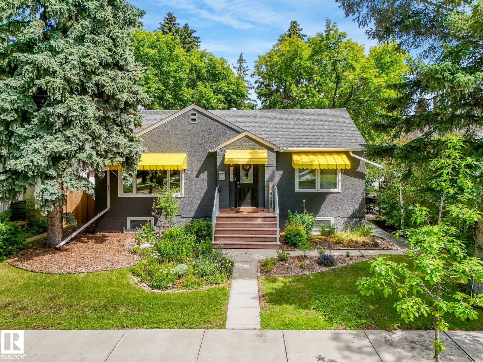 Sold property in North Glenora