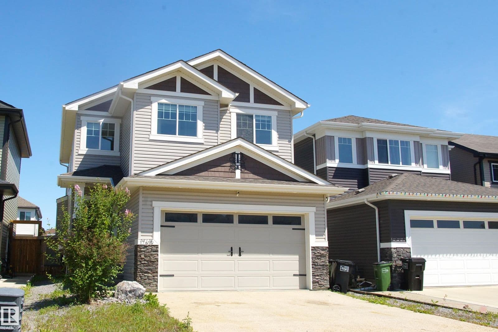 Sold property in Crystallina Nera West