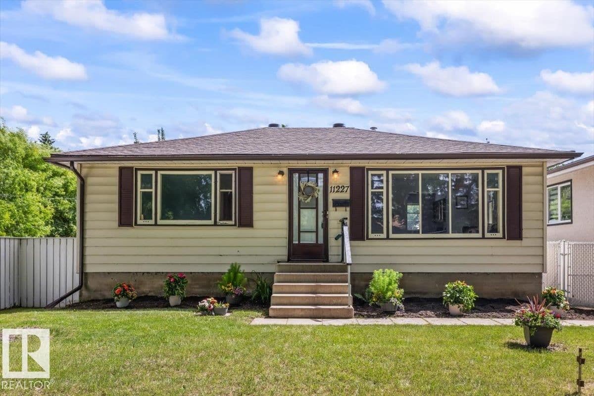 Sold property in Highlands (Edmonton)