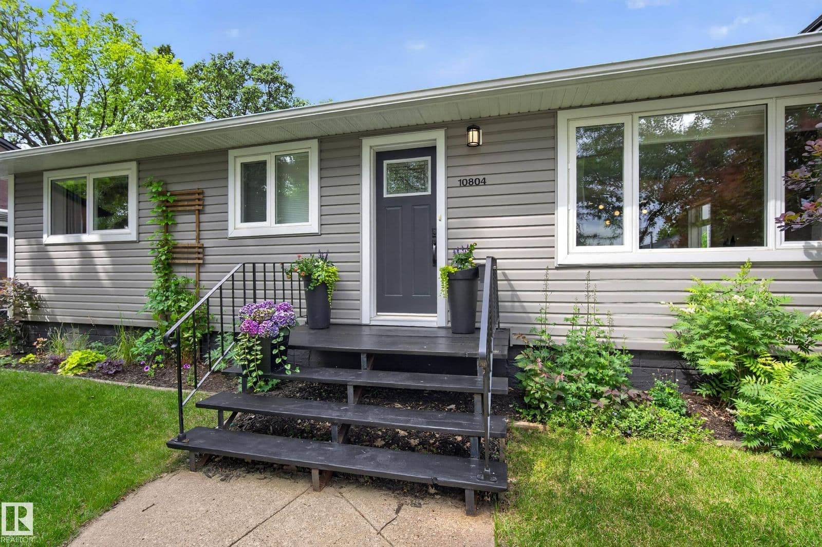 Sold property in North Glenora