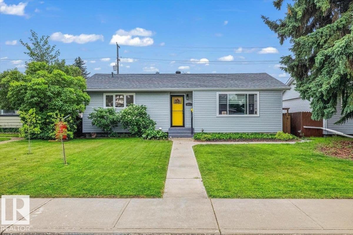 Sold property in Fulton Place
