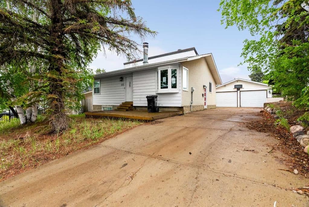 Sold property in Thickwood