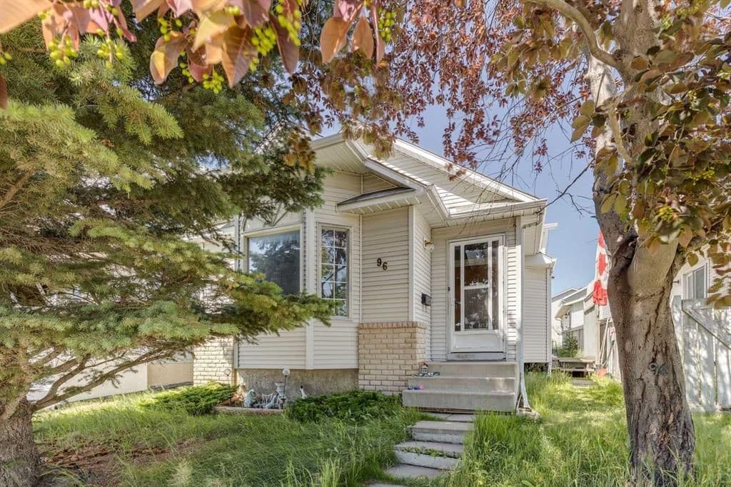 Sold property in Coventry Hills