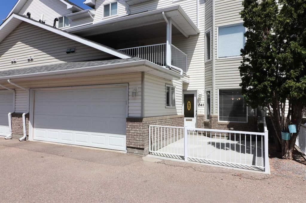 Sold property in River Flats