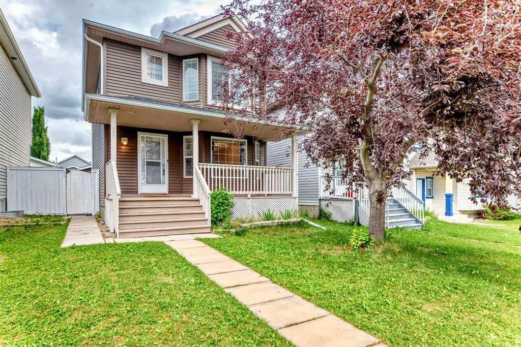 Sold property in Country Hills