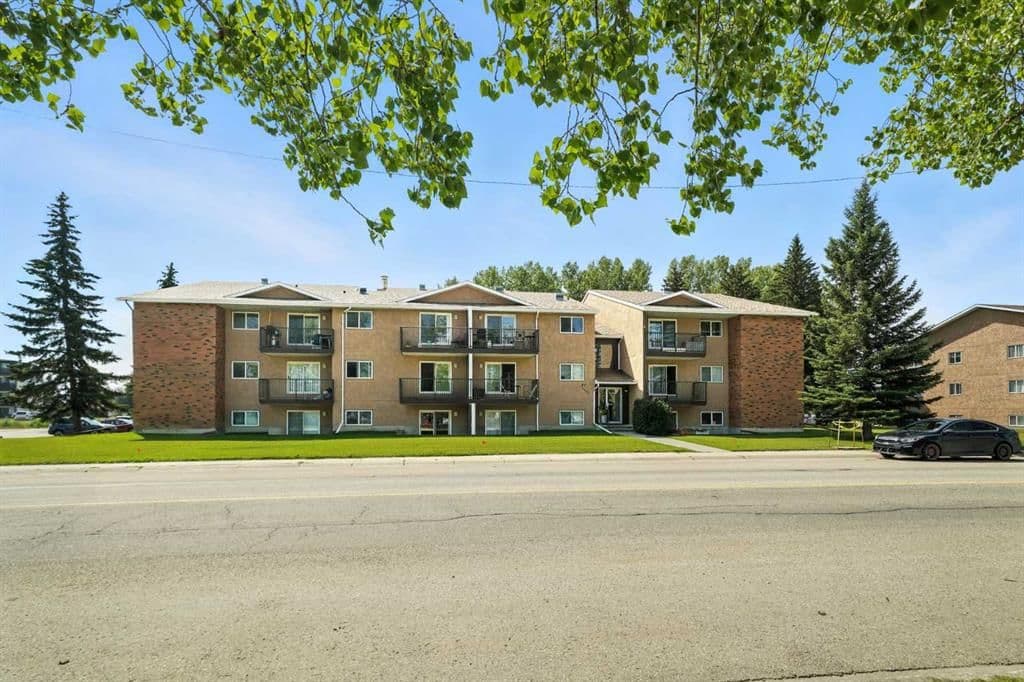 Sold property in Bower