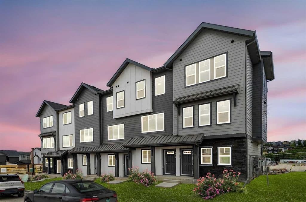 Sold property in Springbank Hill