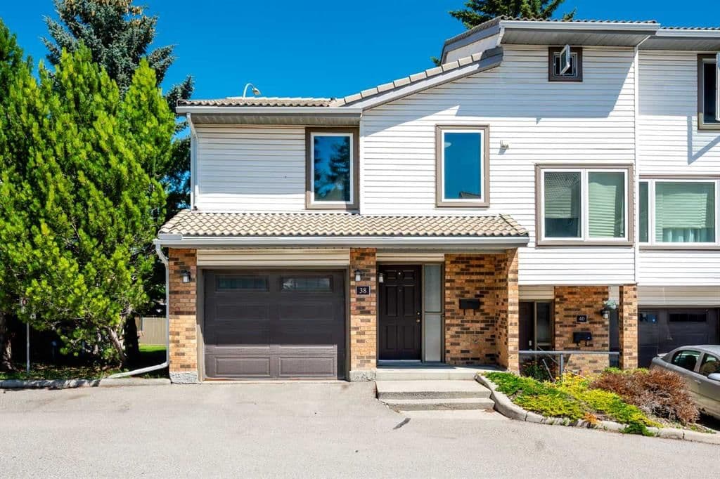 Sold property in Coach Hill