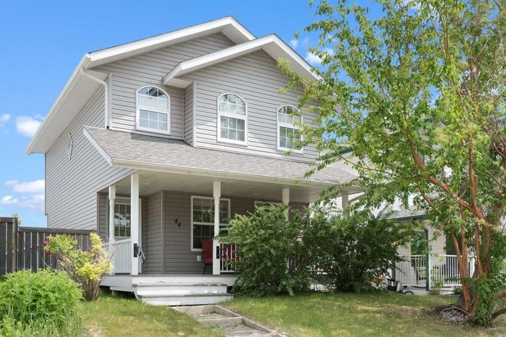 Sold property in Lacombe Residential Subdivision