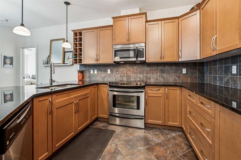 Sold property in Aspen Woods