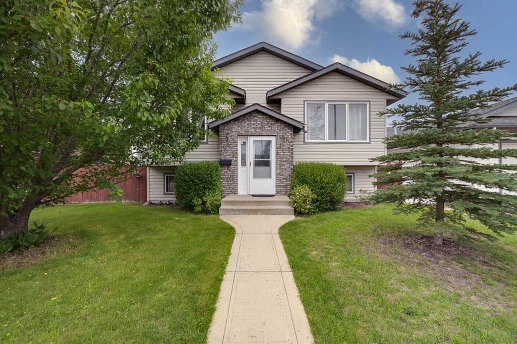 Sold property in Lancaster Green