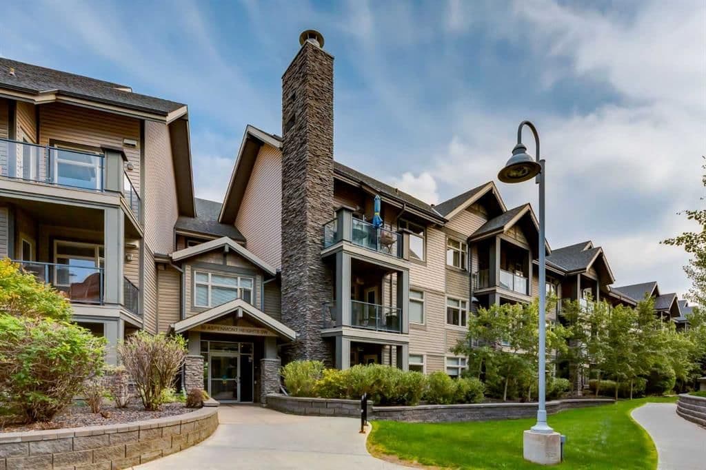 Sold property in Aspen Woods