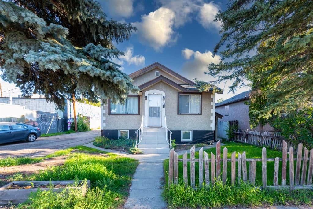 Sold property in Renfrew