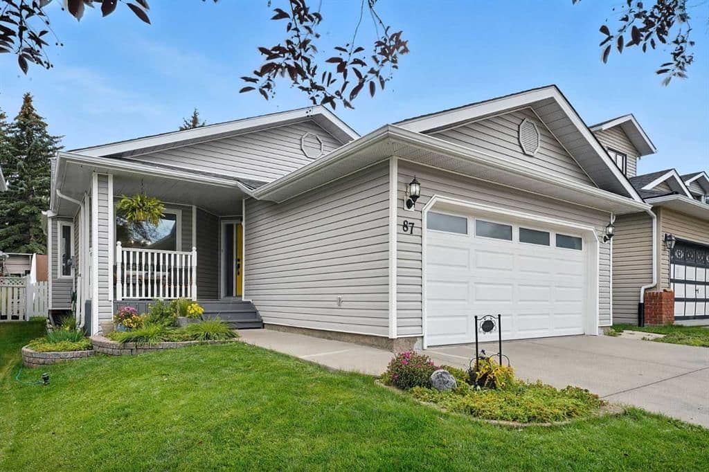 Sold property in MacEwan Glen