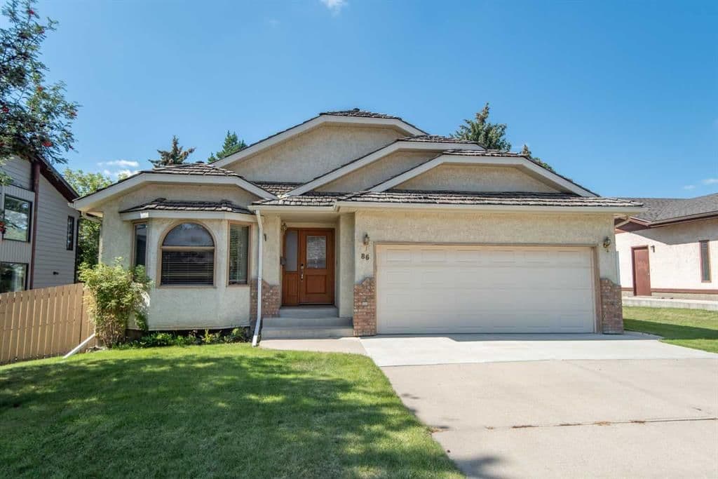 Sold property in Deer Park Village